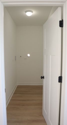 2621 Troy St, Chicago IL 60655-2320 exterior