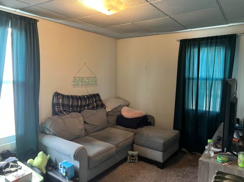 1607 Division St, Manitowoc WI 54220-5627 exterior