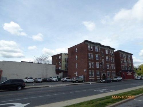 12 Hancock St, Springfield MA 01109-4311 exterior