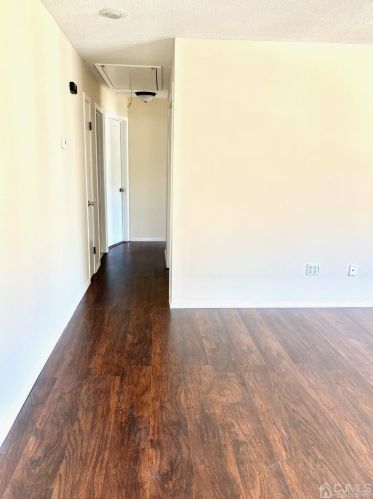 90 Wall St, Metuchen NJ  08840-2858 exterior