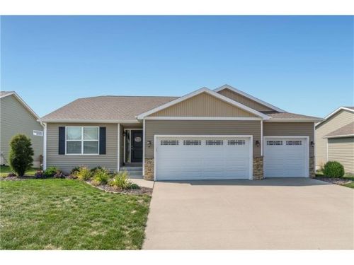 170 Stone Prairie Dr, Waukee, IA 50263-3501