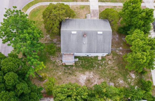 202 Lavender Ct, Orlando, FL 32807-6153