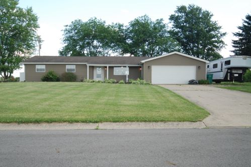 3741 Mumper Rd, Springfield OH  45502-9243 exterior