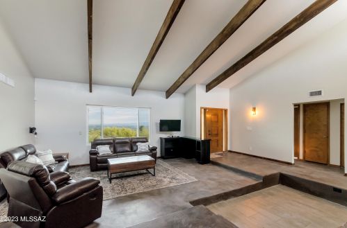 4701 Camino Gacela, Tucson AZ  85718-6813 exterior