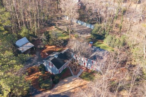 2644 Lake Rd, Tucker, GA 30084-2347