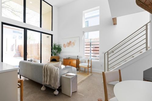 1611 Clifford Ave, Austin, TX 78702-1632