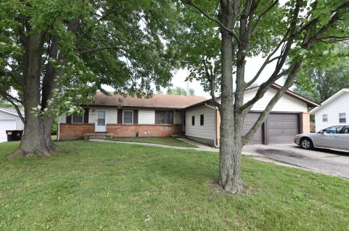 5894 Crestmoor Dr, Grand Rapids, MI 49508-6510