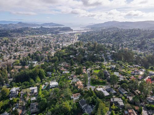 265 Molino Ave, Mill Valley CA 94941-2797 exterior