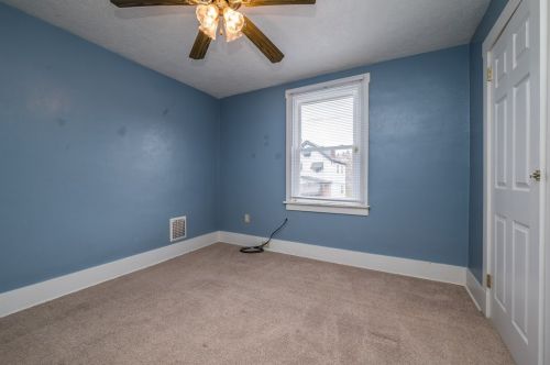 1626 Leolyn St, Pittsburgh PA  15210-3939 exterior