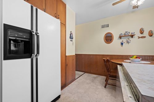 812 24 St, Manitowoc WI 54220-4416 exterior