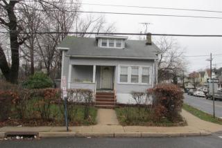 361 Railroad Ave, Hackensack NJ  07601-3422 exterior
