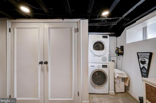 1930 Juniper St, Philadelphia PA 19148-2218 exterior