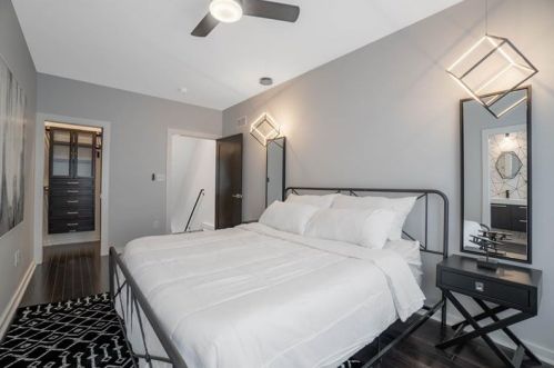 911 Mccandless Ave, Pittsburgh PA 15201-2451 exterior