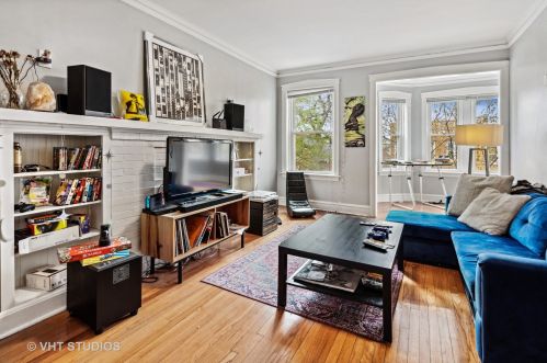 3235 Crystal St, Chicago, IL 60651-2402