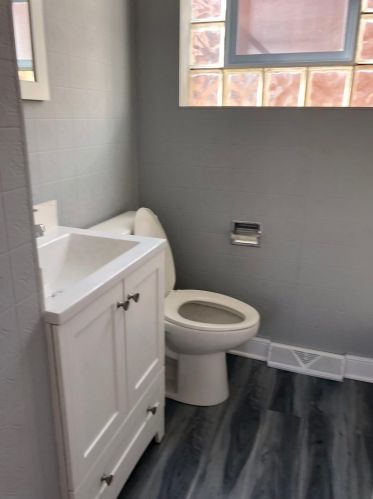 2036 69 St, Chicago IL 60649-1614 exterior