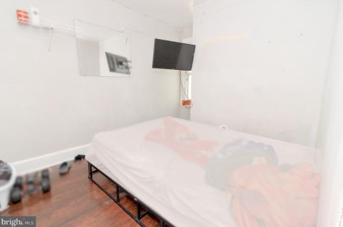 427 Cummings Ave, Trenton NJ 08611-1112 exterior