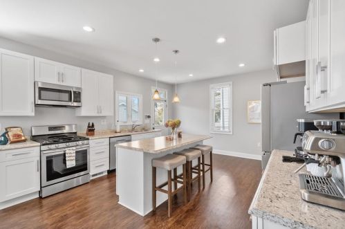 1506 Indiana Ave, Monaca PA 15061-2120 exterior