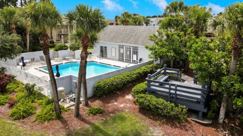 1628 Green Acres Cir, Fort Pierce FL  34952-5083 exterior