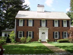 115 Dartmouth St, Newton, MA 02465-2835