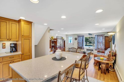 1125 Roe Ave, Point Pleasant Beach NJ 08742-4449 exterior