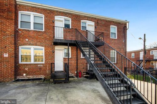 210 Orange St, Washington DC 20032-1737 exterior