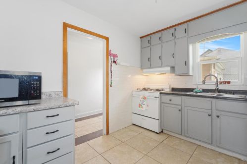 1450 Kinsey Ave, Joliet IL 60436-2546 exterior