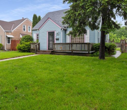 4354 52nd St, Milwaukee, WI 53220-3570