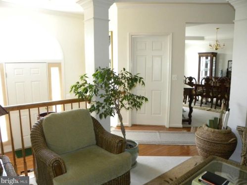 6812 Morning Brook Ter, Alexandria VA  22315-6117 exterior