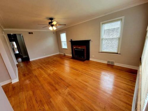 2817 97th St, Chicago IL  60617-5054 exterior