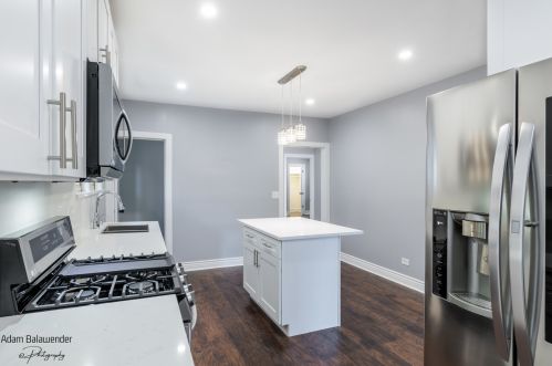 5505 Parkside Ave, Chicago IL  60638-2814 exterior