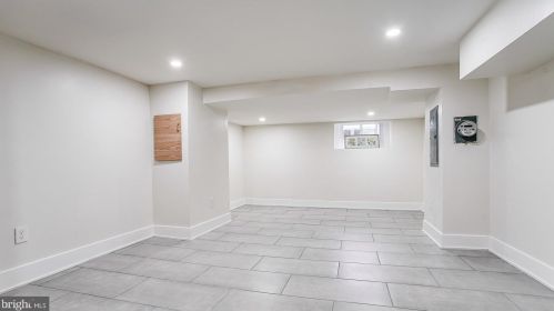 5855 Addison St, Philadelphia PA 19143-1108 exterior