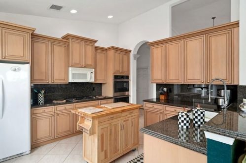 347 Sunview Way, Fort Pierce FL  34986-3599 exterior