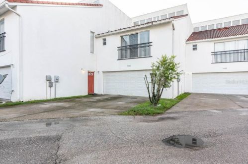 9509 Citrus Glen Pl, Tampa FL 33618-4018 exterior