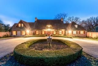 291 Donlea Rd, Hoffman Estates IL  60010-4048 exterior