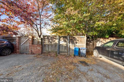 1768 T St, Washington DC 20009-7101 exterior