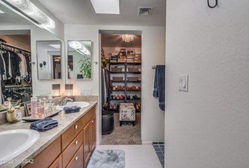 840 Placita Del Mirador, Tucson AZ  85718-1957 exterior