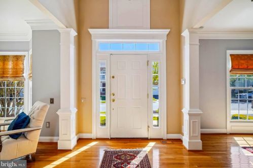 416 Long Trail Ter, Rockville MD  20850-7763 exterior