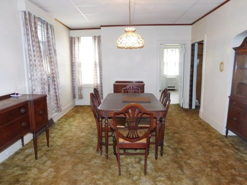 420 Arabella St, Pittsburgh PA  15210-1402 exterior