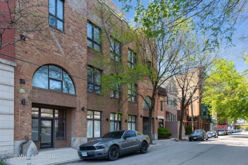 1448 Orleans St, Chicago IL  60610-6780 exterior