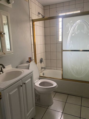 933 116 St, Chicago IL 60655-3672 exterior