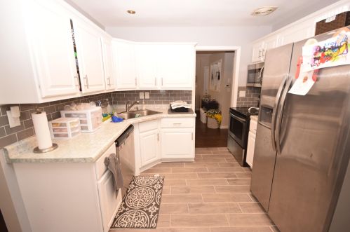 6620 Range Line Rd, Milwaukee WI 53209-2621 exterior