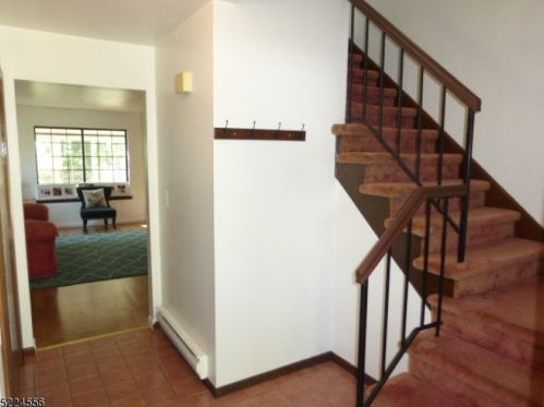 40 Livingston Ave, Dover NJ  07801-5412 exterior