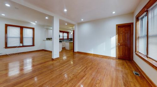 10643 Perry Ave, Chicago IL 60628-3428 exterior