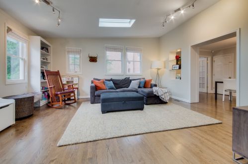 6553 Tahoma Ave, Chicago IL 60646-1134 exterior