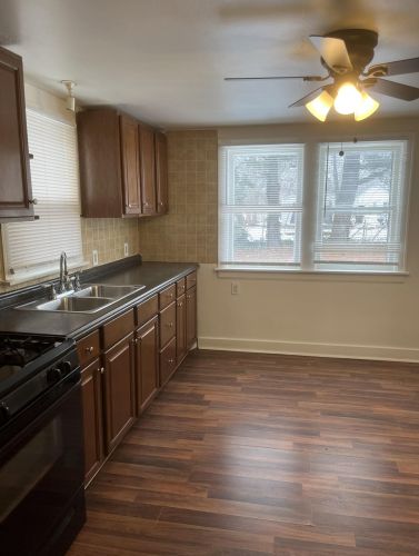 1044 Kenneth St, Meskegon MI  49442-3929 exterior