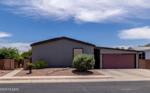 6064 House Rock Ln, Tucson, AZ 85756-8944