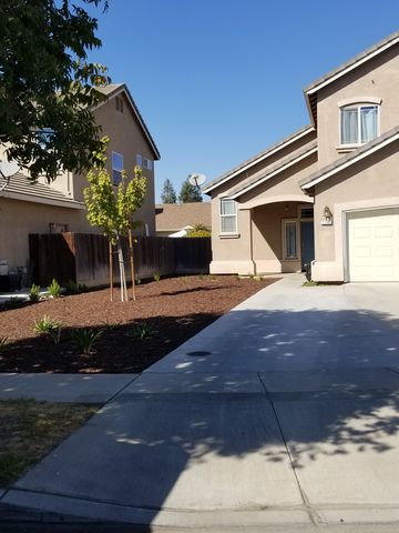 1743 Henry Way, Turlock CA  95380-3794 exterior