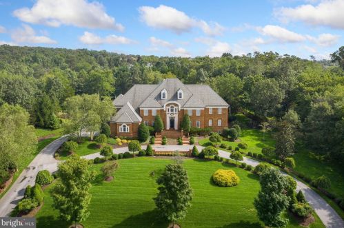 11720 Centurion Way, Rockville, MD 20854-6418