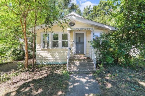 2030 Dayton St, Madison, WI 53704-4721