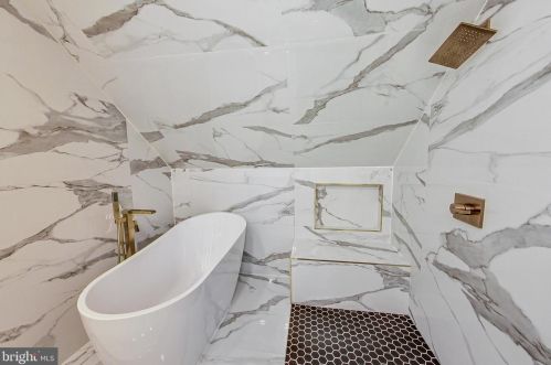 403 Dale Dr, Silver Spring MD  20910-5528 exterior